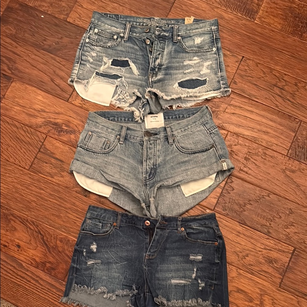 Denim Distressed Women's Shorts lot. Brand one teaspoon, american eagle, vanilla